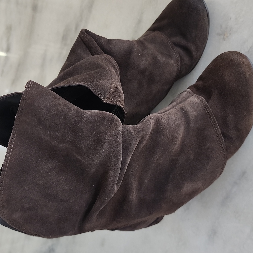 Naughty Monkey Chocolate Brown Slouchy Suede Boots. Size 6.5 Great Condition!